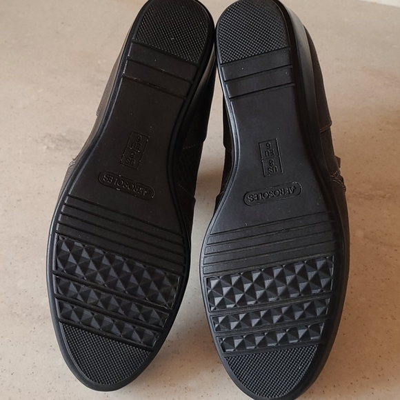 Boots - Picture 4 of 4